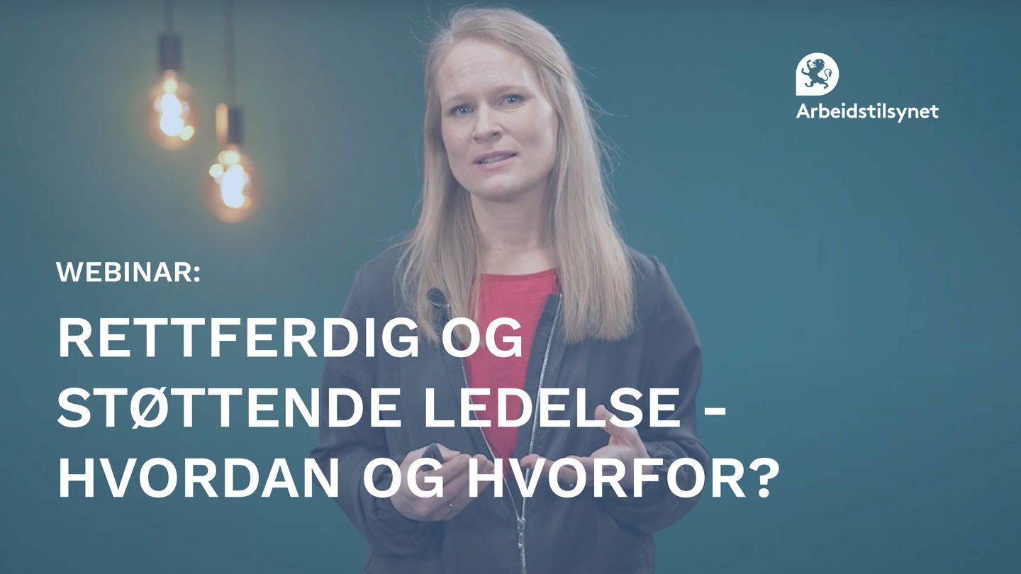 Bilde fra webinaret av programleder Karin Scheel. Hun snakker og ser rett i kamera.